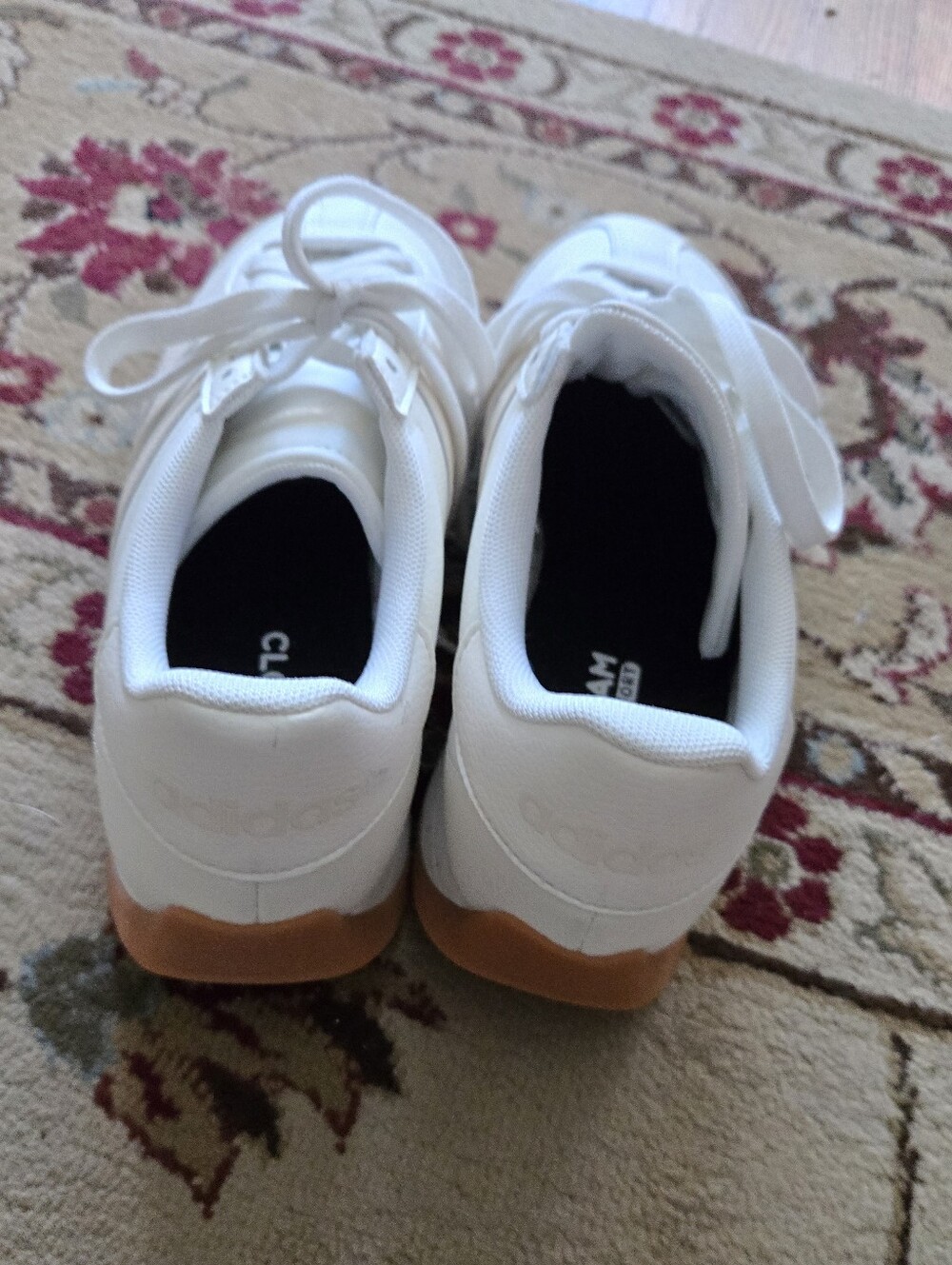 adidas White Low-Top Sneakers with Gum Sole - Picture 4 of 7